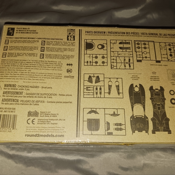 NEW! Bat Mobile Car Model - Picture 6 of 6